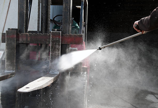 Why Choose Our Certified Pressure Washing Experts for Your Project Needs in Sierra Madre, CA?